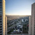 Apartmán Sunrise Sky Lux Apartment, 33rd Floor, Pool And Fitness Included