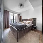 Sunrise Sky Lux Apartment, 33rd Floor, Pool And Fitness Included Skopje