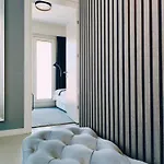 Sunrise Sky Lux Apartment, 33rd Floor, Pool And Fitness Included Apartmán *