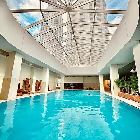 Sunrise Sky Lux Apartment, 33rd Floor, Pool And Fitness Included Lägenhet