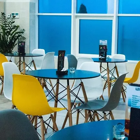 Sunrise Sky Lux Apartment, 33rd Floor, Pool And Fitness Included Apartment *