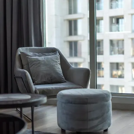 Sunrise Sky Lux Apartment, 33rd Floor, Pool And Fitness Included