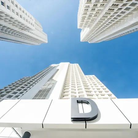 Sunrise Sky Lux Apartment, 33rd Floor, Pool And Fitness Included Skopje