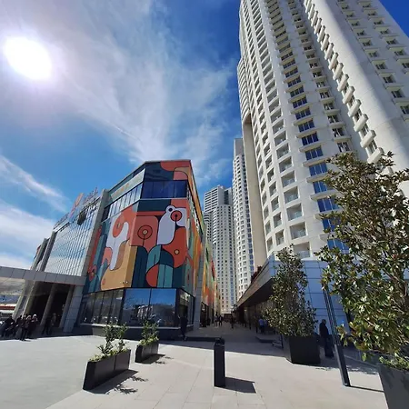 Apartment Sunrise Sky Lux Apartment, 33rd Floor, Pool And Fitness Included *