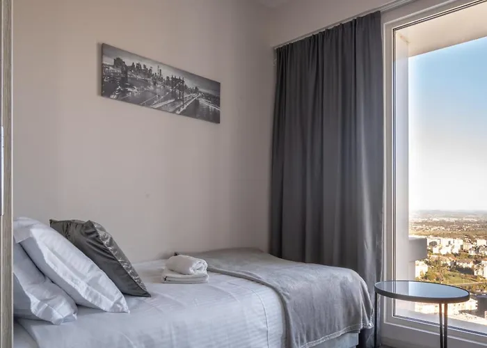 Διαμέρισμα Sunrise Sky Lux Apartment, 33rd Floor, Pool And Fitness Included *