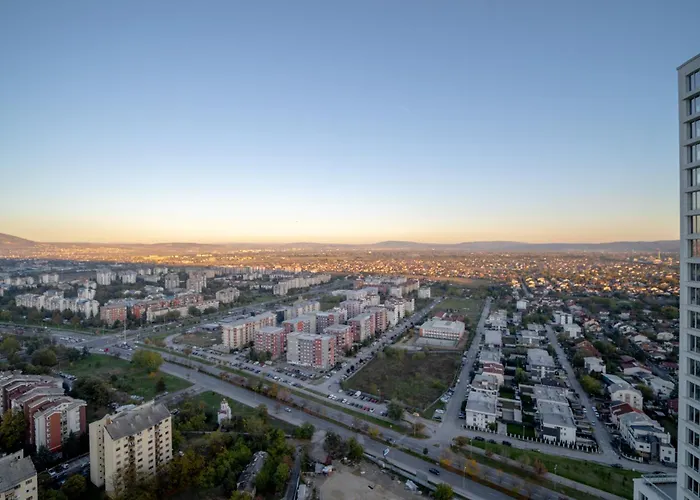 Sunrise Sky Lux Apartment, 33rd Floor, Pool And Fitness Included Apartment Skopje