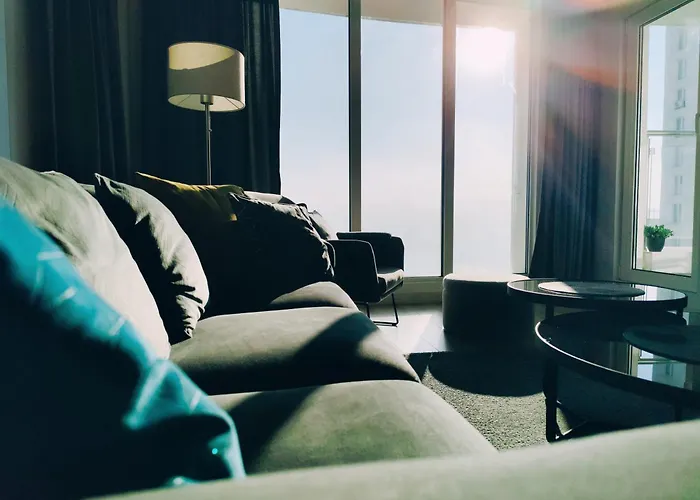 Sunrise Sky Lux Apartment, 33rd Floor, Pool And Fitness Included Διαμέρισμα Σκόπια